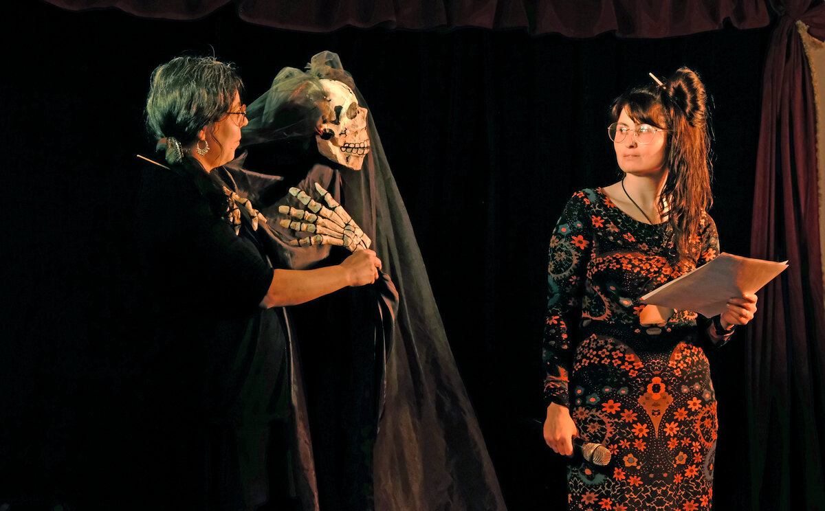 Dialogue avec la Mort — Quand la marionnette fait parler l'indicible